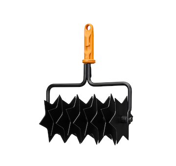 Fiskars Provzdušňovač trávníku 21cm/OneClick/1080688